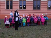 Rozsvícení vánočního stromku u školky